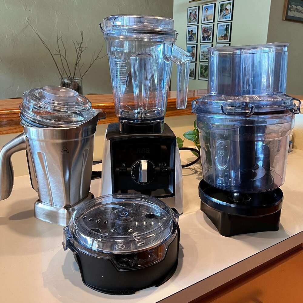 VITAMIX ASCENT A2300 Blender w 2 Pitchers & Food Processor Attachments
